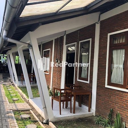 يوغياكارتا Rifka Annisa Guesthouse Syariah Redpartner المظهر الخارجي الصورة