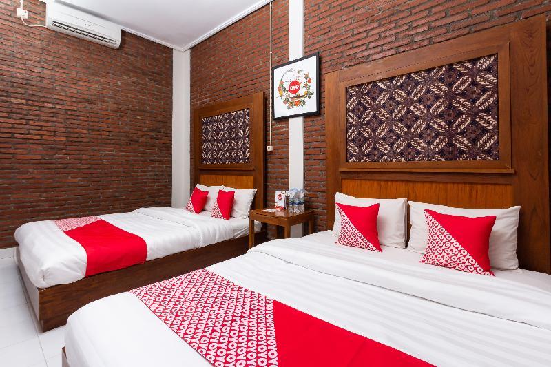 يوغياكارتا Rifka Annisa Guesthouse Syariah Redpartner المظهر الخارجي الصورة